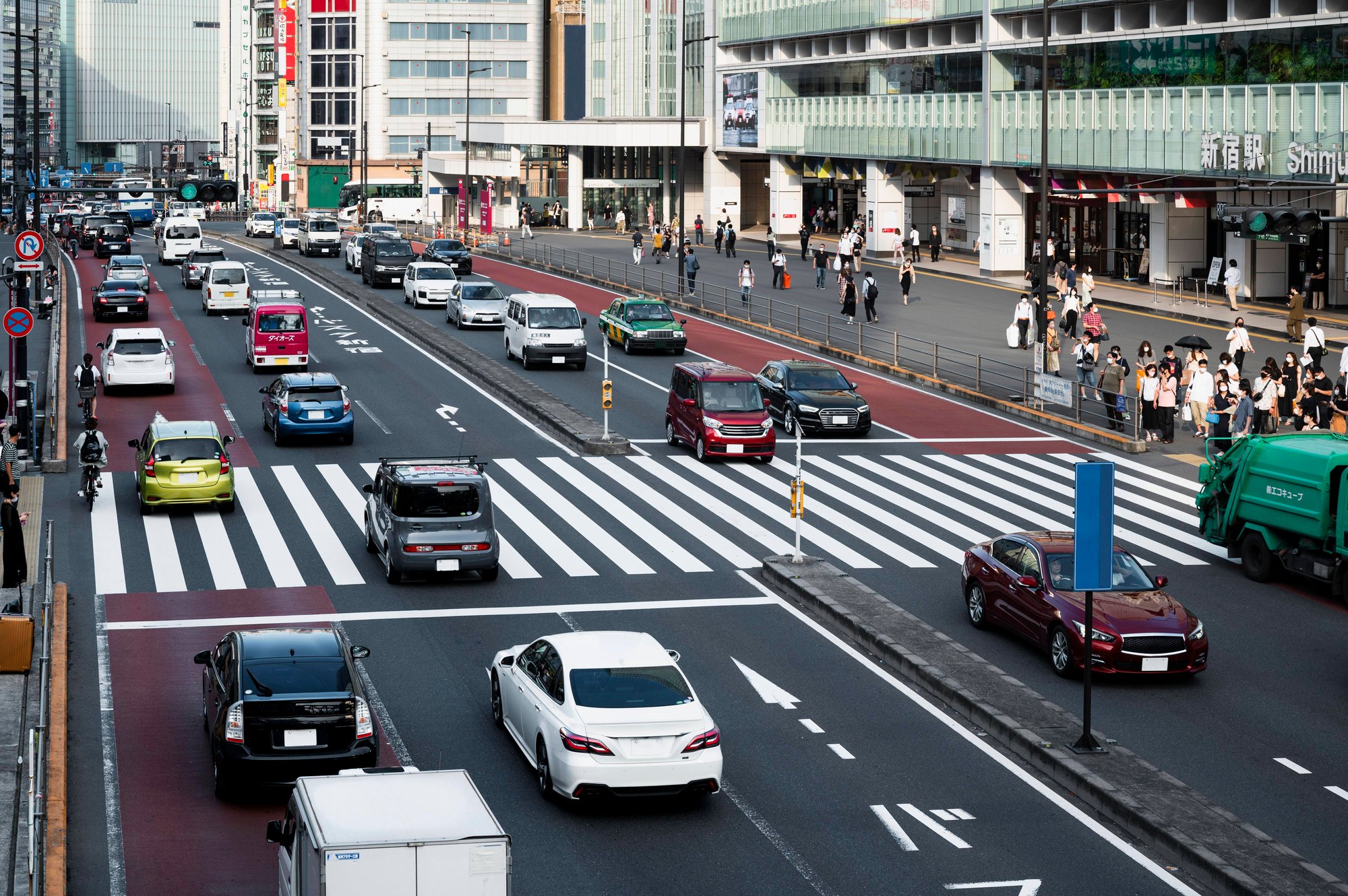 cars-city-traffic-daylight